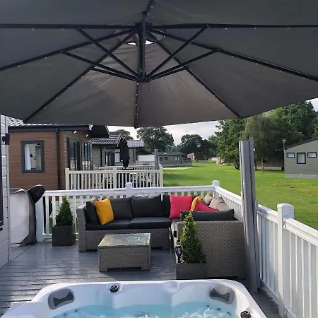 Roseberry With Hot Tub * 约克