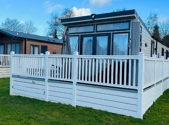 Roseberry With Hot Tub York